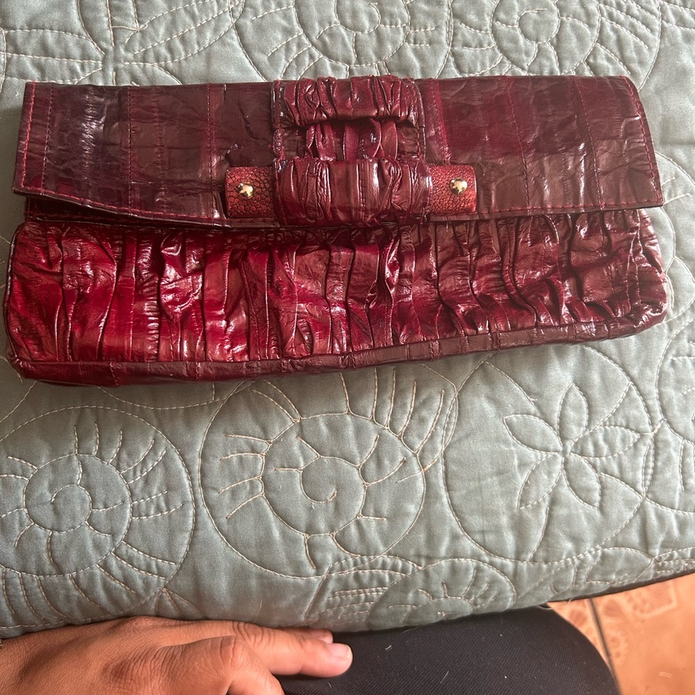 R&Y AUGOUSTI clutch - Picture 2 of 3
